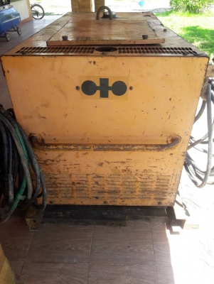 ขายตู้เชื่อมสนาม ยี่ห้อ Komatsu KW-270-X เครื่องยันม่าร์ เครื่องยนต์ 3TN72H1-DF ขนาด 3 สูบ แบต 12 โว ขายตู้เชื่อมสนาม ยี่ห้อ Komatsu KW-270-X เครื่องยันม่าร์ เครื่องยนต์ 3TN72H1-DF ขนาด 3 สูบ แบต 12 โว