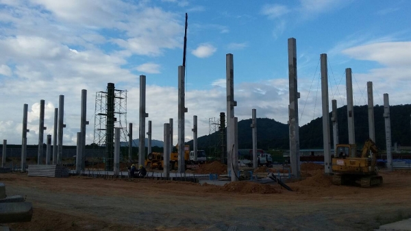 ขายแบบหล่อเสาโรงงาน 0.4 x 0.5 x 8.00 m.