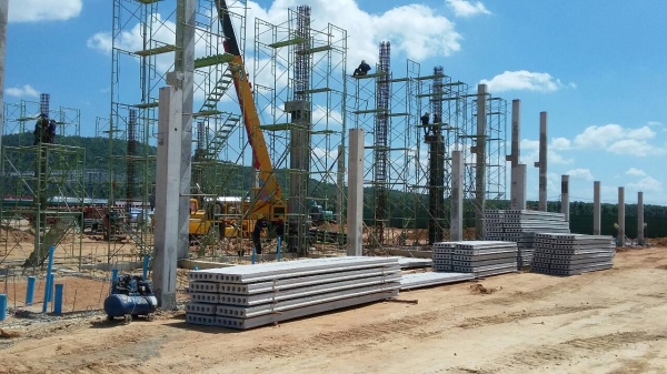 ขายแบบหล่อเสาโรงงาน 0.4 x 0.5 x 8.00 m.