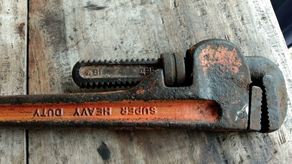 ขายประแจคอม้า