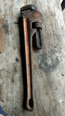 ขายประแจคอม้า