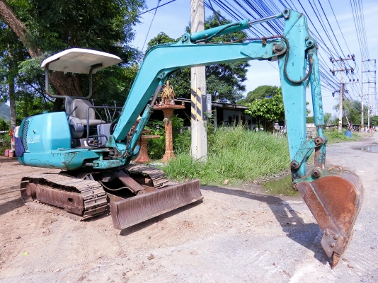 KOMATSU 20-7 ขนาด PC-20 <มีVDOชม> รถเก่านอกมีเอกสารใบอินวอย☎️ติดต่อ 085-5632278 (ราคาต่อรองได้)