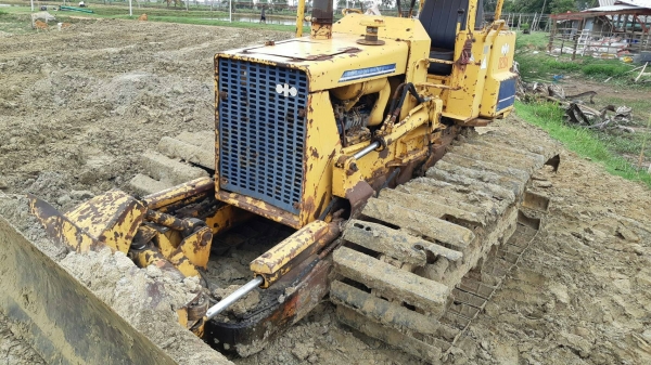 มี VDO ให้ชม.KOMATSU D20P-6 สไลด์ใบมีดได้ ราคา 145000