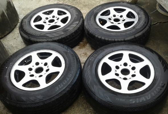 แม็กกระบะ ขอบ15 -6รู139 รัดยาง215-70-15 ปี15