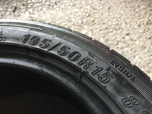 ยางAutogrip 195-50-15 ปี 13 2 เส้น 800 สวยๆไม่บวมดอกยางเหลือเยอะเอาไปวิ่งกันใด้อีกยาวค่ะ ยางAutogrip 195-50-15 ปี 13 2 เส้น 800 สวยๆไม่บวมดอกยางเหลือเยอะเอาไปวิ่งกันใด้อีกยาวค่ะ