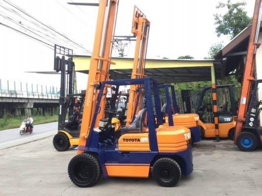 อาร์ ซี เอช โฟรคลิฟท์ ขาย โตโยต้า รุ่น 5 ดีเซล 2.5 ตัน