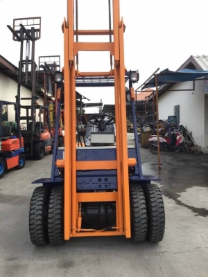 ขาย โฟรคลิฟท์ โตโยต้า รุ่น 5 ดีเซล 2.5 ตั