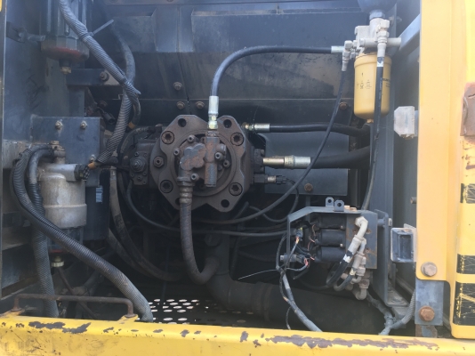 ขายแบคโฮ Sumitomo210-5 ใช้งานมา7000ซ.ม. เอกสาร ท.บ ปี57