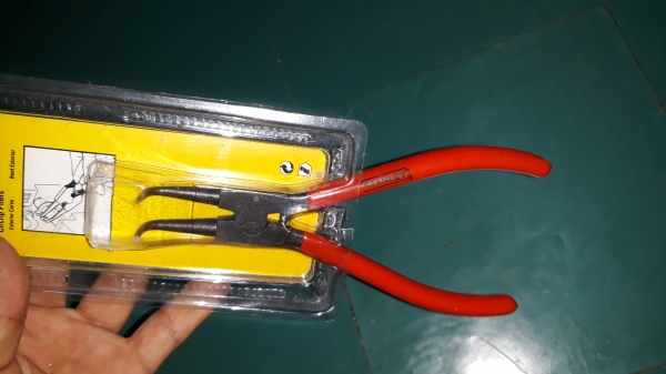 ขายคีมถ่างSTANLEY MADE IN USA.ใหม่เก่าเก็บ