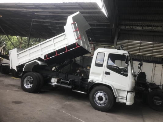 6 ล้อ ISUZU DECA 200แรง ดั้ม จดปี 2551 ช่วงล้อ 3.8 เมตร สภาพสวย ราคา 970,000.-