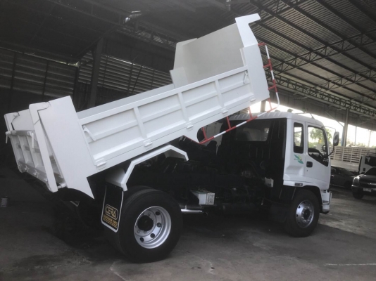 6 ล้อ ISUZU DECA 200แรง ดั้ม จดปี 2551 ช่วงล้อ 3.8 เมตร สภาพสวย ราคา 970,000.-