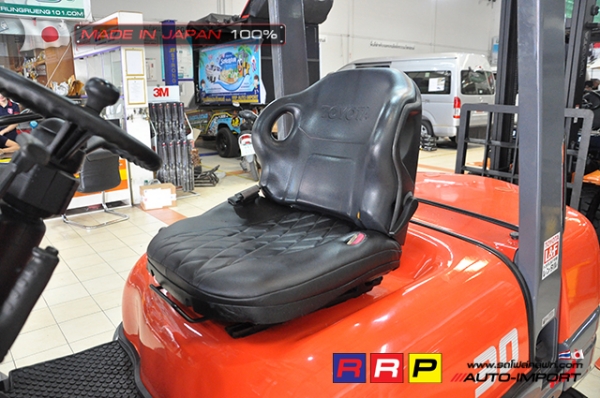 ขายรถโฟล์คลิฟท์มือสอง TOYOTA รุ่น 6FD30-33023 นำเข้าจากประเทศญี่ปุ่น 100\% ไม่เคยใช้งานในไทย