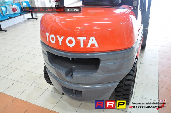 ขายรถโฟล์คลิฟท์มือสอง TOYOTA รุ่น 6FD30-33023 นำเข้าจากประเทศญี่ปุ่น 100\% ไม่เคยใช้งานในไทย