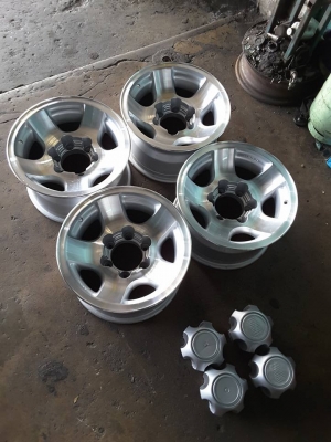 ล้อ JRD ขอบ 15*7 et-5 สภาพดี สวยๆ 1ชุด