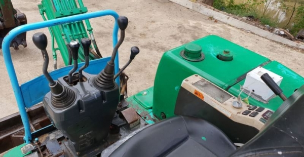 ขายด่วนรถเเบคโฮ ซูมิโตโมSH30JXรถนอกเพื่งนำเข้ามาใหม่สวยเดิมๆเคื่องดีปั่มแรงคอลโทลน้ำมันปั้มนิ้ว บูมอามร์สวยเร็วแรงไม่โหลด เครื่องอีซูซู3สูบระบบเต่ากะต่ายลายหัวกะแทกพร้อมครบรถยังไม่เคยใช้งานในไทยเลย