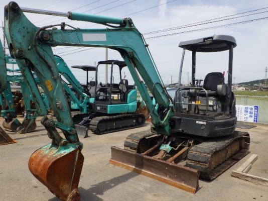 รถขุด 4ตัน KOBELCO : SK40SR-3#PH06 1,426ชม. ตรงจากญี่ปุ่นครับ