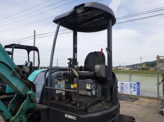 รถขุด 4ตัน KOBELCO : SK40SR-3#PH06 1,426ชม. ตรงจากญี่ปุ่นครับ