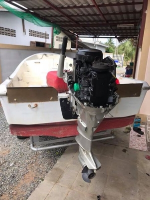 ขายเรือ 17ฟุต พร้อมเครื่อง honda 30แรง ขายเรือ 17ฟุต พร้อมเครื่อง honda 30แรง
