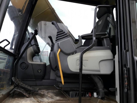 รถแบ็คโฮ CAT 320D เครื่อง/ปั๊มเดิม ไฟฟ้าครบ เอวแน่น ช่วงล่างเต็ม ไม่โหลด เอกสารพร้อม