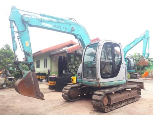 ขายจ้า..KOBELCO SK60SR YT02  เก่านอกแท้...เดิมๆๆ..มีลายแย๊ก...เครื่องปั๊มดี..6,XXX  ชั่วโมง .พร้อมใช้..โทร..089-3818694  จ๊อย...