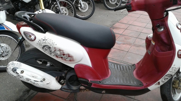 ขาย Yamaha Fiore 115 i ปี 54 เครื่องดีเดิมๆ ภายนอกใช้ได้ สีแดงซีดๆหน่อย เล่มพร้อมชุดโอน