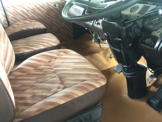 ขาย หัวสิบล้อ ฮีโน่  F18  สีใหม่ เบรคทิฟี่ อุปกรณ์ครบ