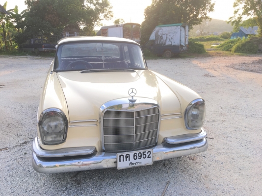 ขายรถเบ้นหางปลา