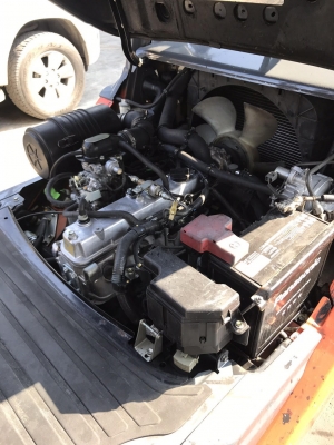 ขายและให้เช่ารถยกราคาเริ่มต้น 2500 บาทต่อวัน