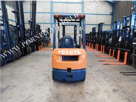 จำหน่ายรถ Forklift TOYOTA 52-8FD30 จำหน่ายรถ Forklift TOYOTA 52-8FD30