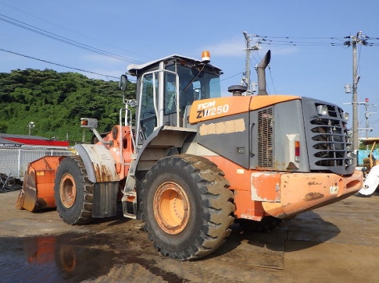 ขายรถตัก ยี่ห้อTCM รุ่น ZW250 ขายรถตัก ยี่ห้อTCM รุ่น ZW250