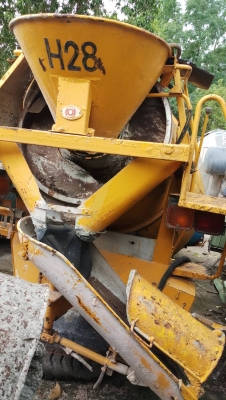 ลดล้างสต๊อกขายตามสภาพ โม่เก่านอก 2.5 คิว ชุดไฮดรอลิคครบ