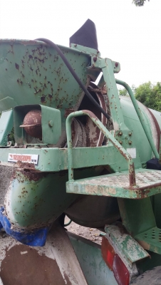 ลดล้างสต๊อกขายตามสภาพโม่เก่านอก 2.5 คิว ไม่มีปั้มไฮดรอลิค