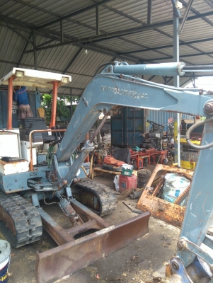 รถแบคโฮ MITSUBISHI ME30 รถเก่านอกนำเข้า ยังไม่เคยใช้งานในไทย เครื่องดี ปั๊มดี มีไลน์หัวกระแทก แท็กหนา รถสภาพดี พร้อมใช้งาน มีเอกสารใบอินวอยซ์