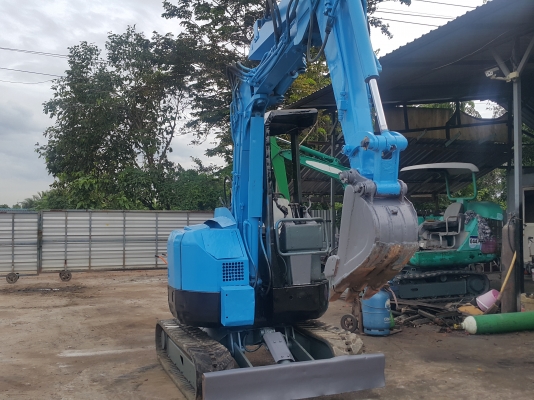 รถแบคโฮ HITACHI EX30 รถเก่านอกพึ่งนำเข้า ยังไม่เคยใช้งานในไทย คอนโทลสั้น ปั๊มนิ้ว มีไลน์หัวกระแทกไฟฟ้า รถสวย สภาพดี พร้อมใช้งาน มีเอกสารใบอินวอยซ์ มี VDO การทำงานให้ชม