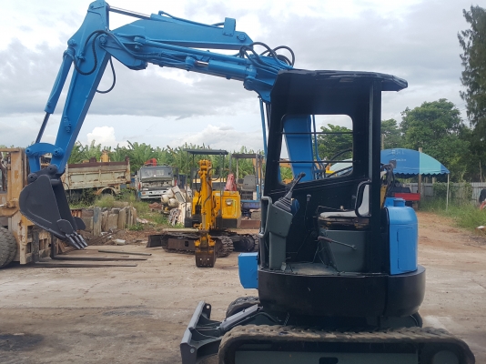 รถแบคโฮ HITACHI EX30 รถเก่านอกพึ่งนำเข้า ยังไม่เคยใช้งานในไทย คอนโทลสั้น ปั๊มนิ้ว มีไลน์หัวกระแทกไฟฟ้า รถสวย สภาพดี พร้อมใช้งาน มีเอกสารใบอินวอยซ์ มี VDO การทำงานให้ชม