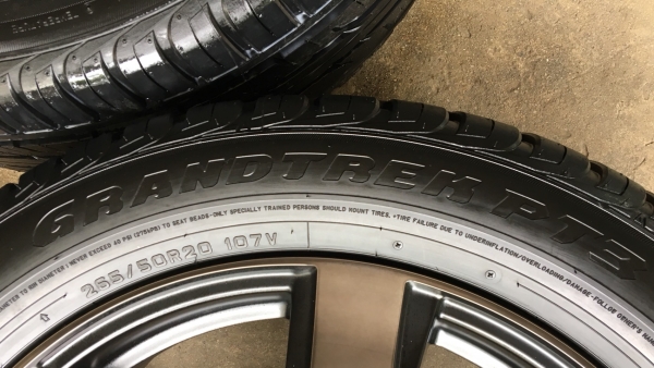 ล้อแม็กป้ายแดง All New Fortuner TRD ขอบ 20 พร้อมยางป้ายแดง 265-50-20 Dunlop ปี 18 แม็กสวยกริ๊บ ตุ่มอลัง