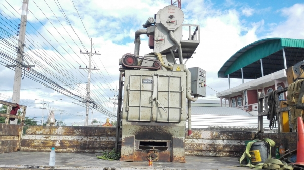 ตู้พ่นทรายระบบกลิ้งเม็ดยิงระเบิด Made in Taiwan พร้อมอุปกรณ์