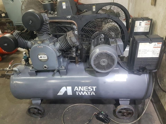 **ขายถูกๆ ปั้มลมมือสอง(เก่านอก-ญี่ปุ่น)** IWATA 10แรง 3หัว ถัง 200ลิตร   ทดสอบเรียบร้อย ทุกระบบทำงานได้ดีมาก แน่นๆนิ่งๆเงียบๆพร้อมใช้งานครับ
