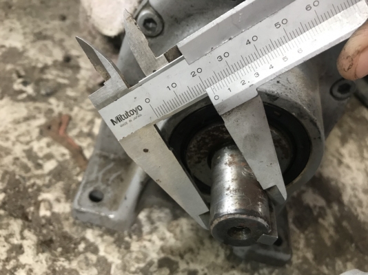 ขายมอเตอร์เกียร์ Cycro drive Sumitomo 0.5HP. 380V อัตราทด 1:21 เพลาออกประมาณ 66รอบต่อนาที สภาพสวยมากเดิมๆ วิ่งนิ่ม พร้อมใช้งาน มี 6 ตัวครับ ขายมอเตอร์เกียร์ Cycro drive Sumitomo 0.5HP. 380V อัตราทด 1:21 เพลาออกประมาณ 66รอบต่อนาที สภาพสวยมากเดิมๆ วิ่งนิ่ม พร้อมใช้งาน มี 6 ตัวครับ