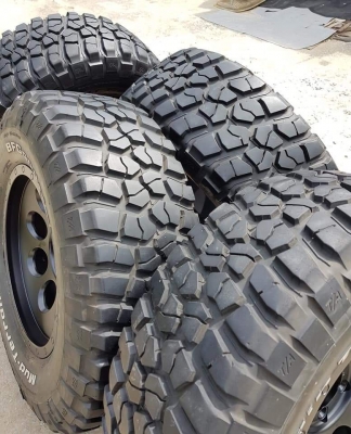 ขายยาง BF KM2 35" ขอบ 18 พร้อมล้อ