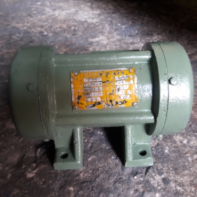 ขาย !! มอเตอร์.สั่น-เขย่า.ขนาด1/2แรง380v.พร้อมใช้งาน