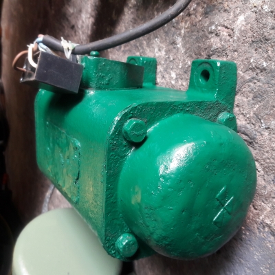 ขาย !! มอเตอร์.สั่น-เขย่า.ขนาด1/4แรง220v.พร้อมใช้งาน ขาย !! มอเตอร์.สั่น-เขย่า.ขนาด1/4แรง220v.พร้อมใช้งาน