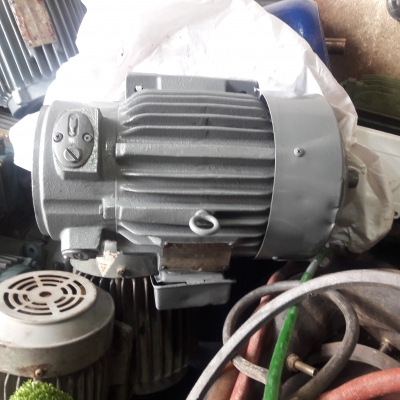 ขาย !! มอเตอร์.มิตซู.ขนาด1+3/4แรง220v.(ใช้ถ่าน)สภาพพร้อมใช้งาน