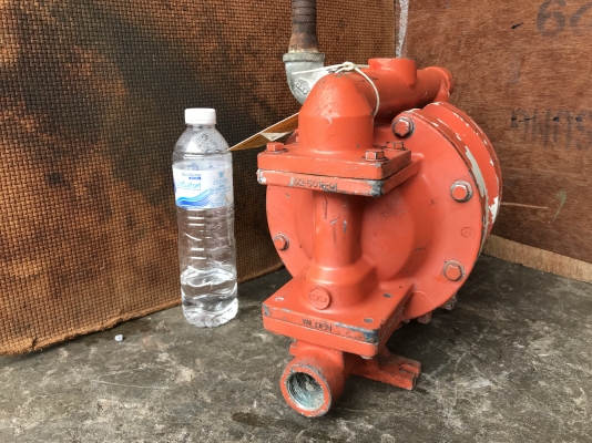 ขายปั๊มไดอะแฟรม Wilden made in USA โครงสร้างอลูมิเนียม ขนาด 1นิ้ว สภาพสวย ดูดแรง พร้อมใช้งาน