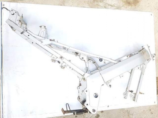 โครง แคร้ง NSR150SP PROARM สีเดิมจากโรงงาน พร้อมสำหรับนักปั้น เอกสารชุดโอนลอย ใบมอบอำนาจครบชุด บัตรย โครง แคร้ง NSR150SP PROARM สีเดิมจากโรงงาน พร้อมสำหรับนักปั้น เอกสารชุดโอนลอย ใบมอบอำนาจครบชุด บัตรย