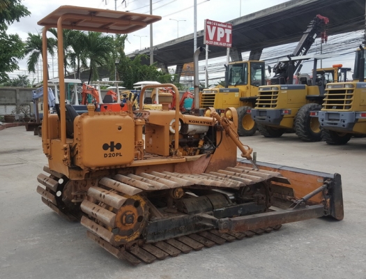 รถดัน Komatsu D20PL-3 รถดัน Komatsu D20PL-3