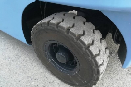 ขาย รถโฟคลิฟท์ SUMITOMO 2.5ตัน ดีเซล เสา 4เมตร นำเข้าจากญี่ปุ่น โทร.090-986-2521 อ๊อบ