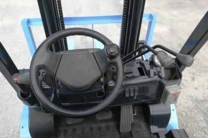 ขาย รถโฟคลิฟท์ SUMITOMO 2.5ตัน ดีเซล เสา 4เมตร นำเข้าจากญี่ปุ่น โทร.090-986-2521 อ๊อบ