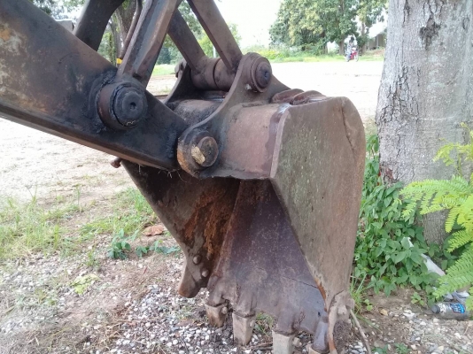 ขายด่วนแบคโฮ KOMATSU PC-60 ขายด่วนแบคโฮ KOMATSU PC-60