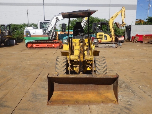 ขายรถตัก FURUKAWA FL35-2 ระบบเลี้ยวเอวอ่อน สมบูรณ์พร้อมใช้ครับ FROM JAPAN ติดต่อ 063-9316985 ID LINE : 0639316985 ขายรถตัก FURUKAWA FL35-2 ระบบเลี้ยวเอวอ่อน สมบูรณ์พร้อมใช้ครับ FROM JAPAN ติดต่อ 063-9316985 ID LINE : 0639316985